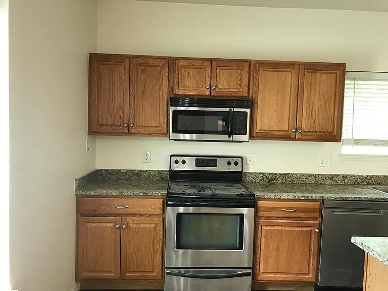 8184 W 53rd Ln — Photo 5