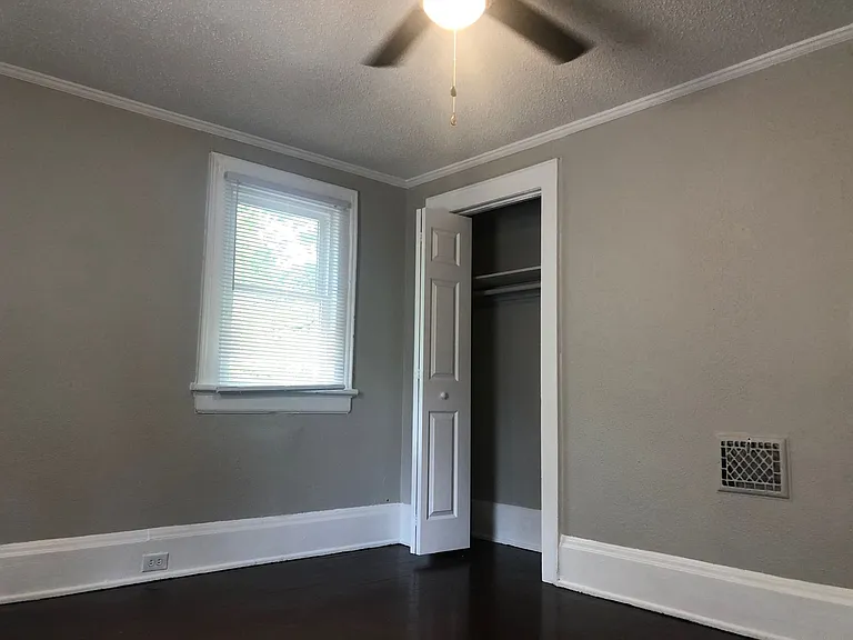 701 S South St — Photo 17