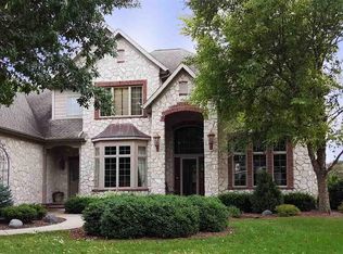 417 E Songbird Ln, Appleton, WI 54913