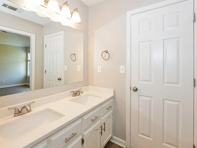 6899 Gallop Dr — Photo 13
