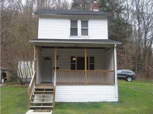 353 Bailies Run Rd, Creighton, PA 15030