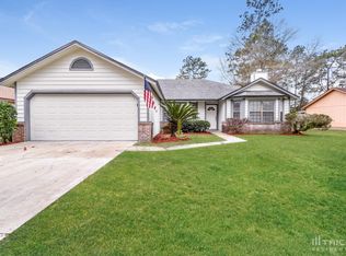 1388 W High Plains Dr, Jacksonville, FL 32218