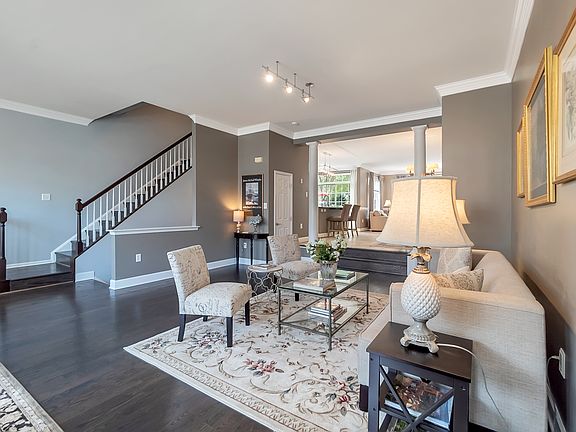 5th image of 5261 Cozy Glen Ln