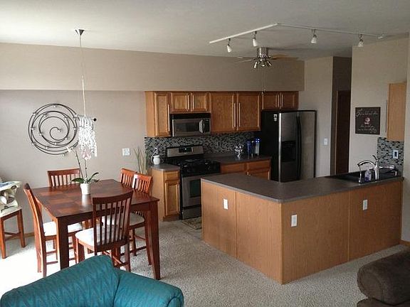 4th image of 16464 Willow Walk Dr