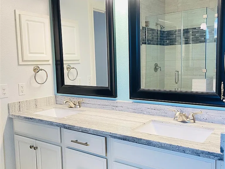 20910 Medallion Pointe Dr — Photo 11