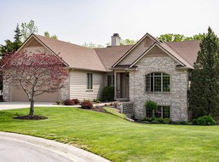 6025 Brightleaf Ct, Fort Wayne, IN 46814