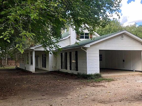 3rd image of 64 Horn Rd