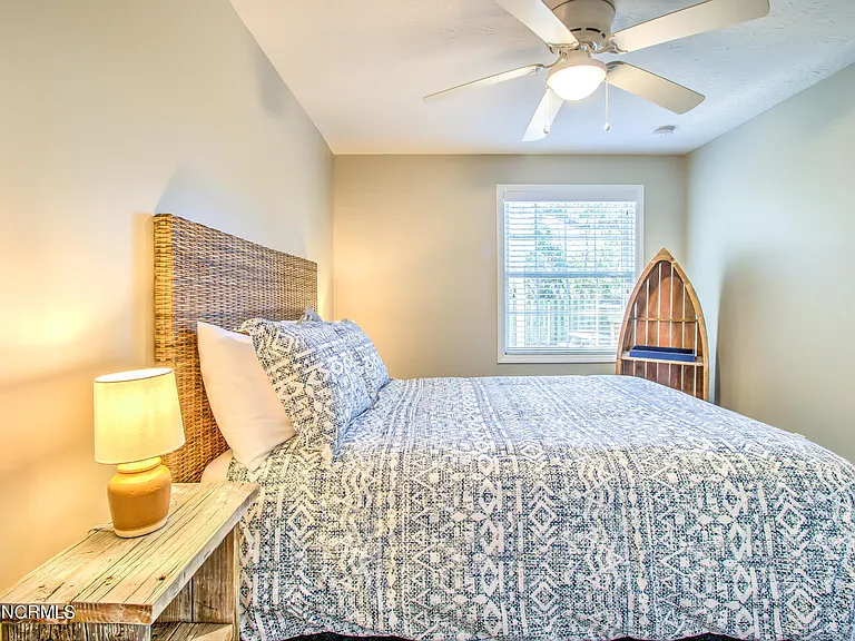 205 Florence Ave #4 — Photo 22