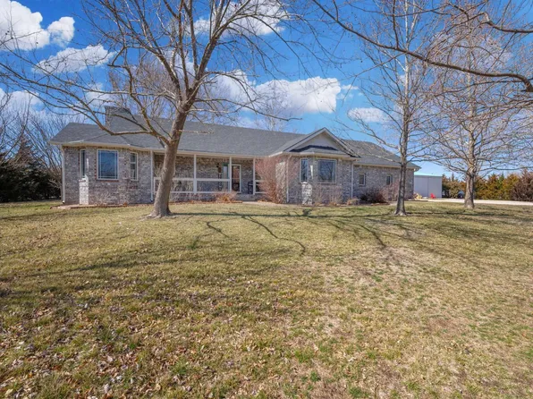 9901 S 51st St W, Peck, KS 67120