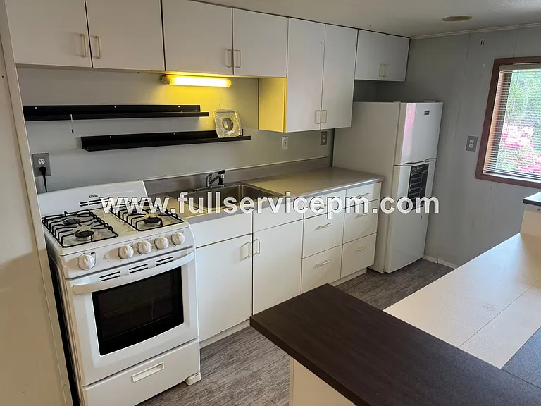 625 Avenue B #2 — Photo 10