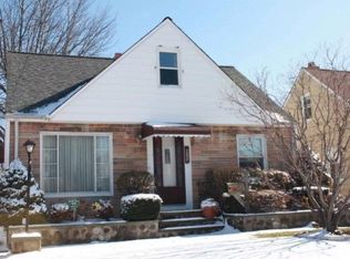 29930 Halifax St, Wickliffe, OH 44092