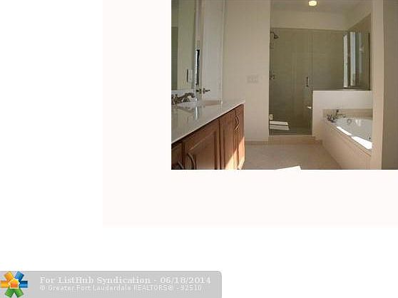 5th image of 1624 SW 33rd Ct #1624