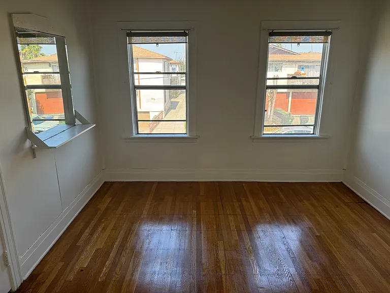 1224 Waterloo St #1224 — Photo 2