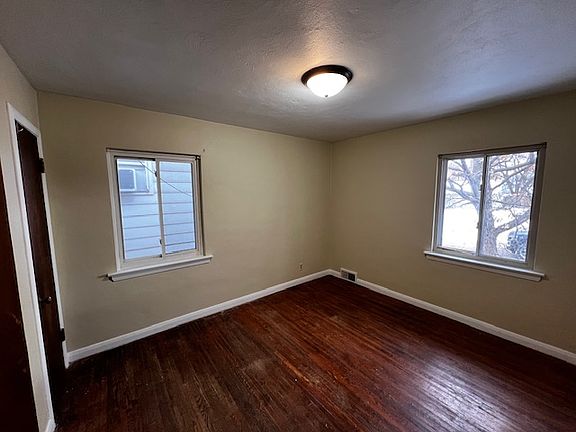 5th image of 23 E Pitman Ave #23
