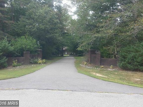2nd image of 38975 Hollybank Dr