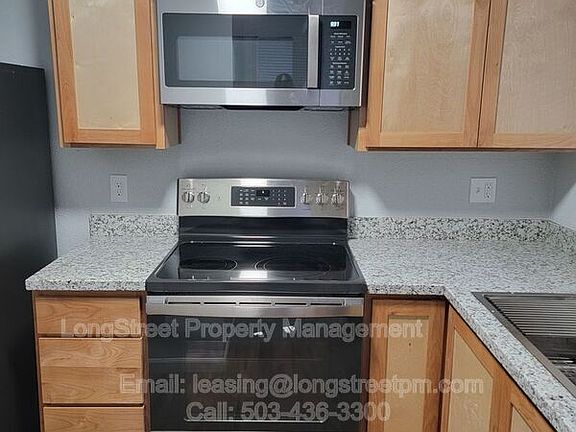 4th image of 3141 N Shore Dr SE APT 3