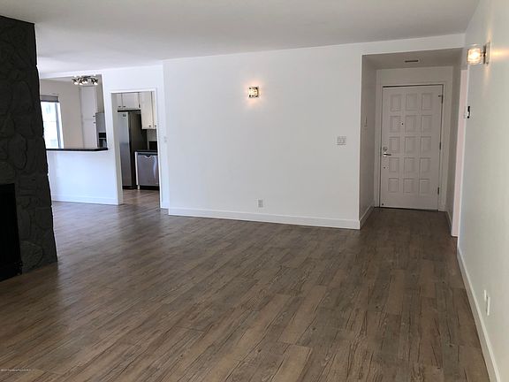 3rd image of 740 N Orlando Ave #101
