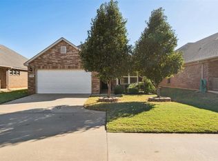 708 Nathan Way, Yukon, OK 73099