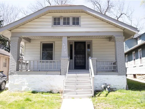 6208 Tracy Ave, Kansas City, MO 64110
