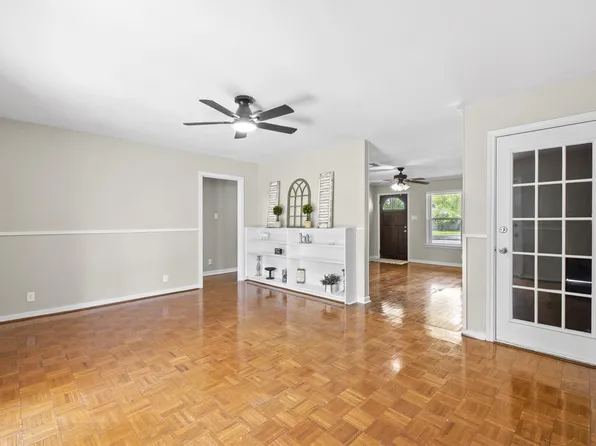 9614 Hammerly Blvd, Houston, TX 77080