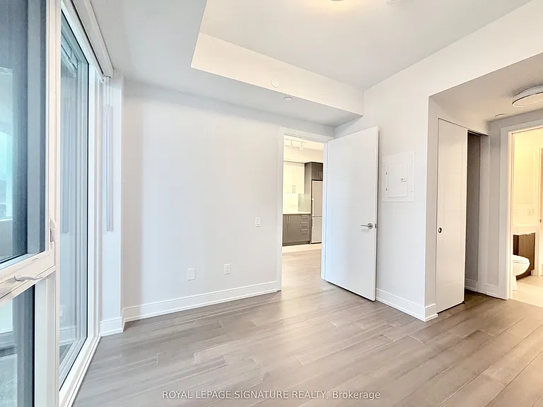 664 Spadina Ave #406 — Photo 12