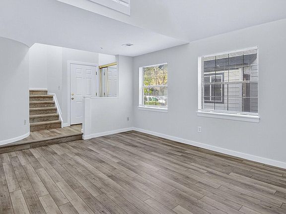 5th image of 2317 Walnut St