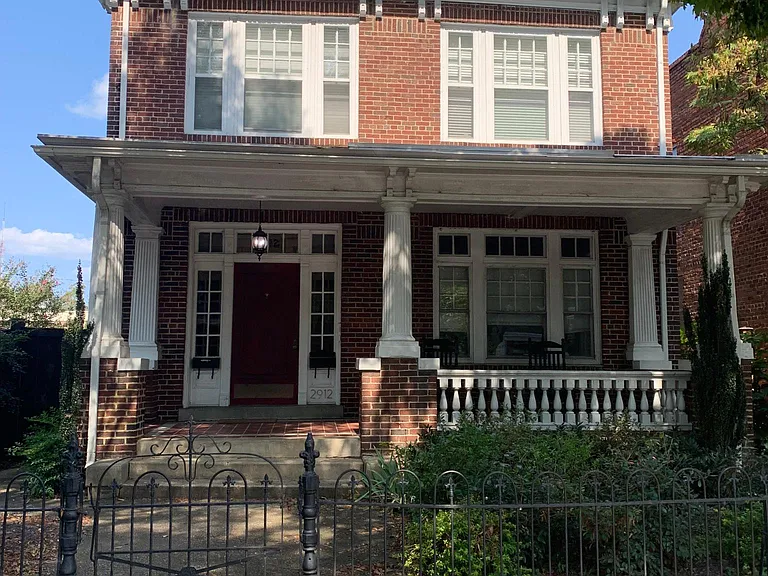 Detached duplex in the heart of the Museum District