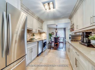 4345 Bloor St W #51, Toronto, ON M9C2A4