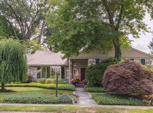 1080 Squirrel Rd, Jenkintown, PA 19046