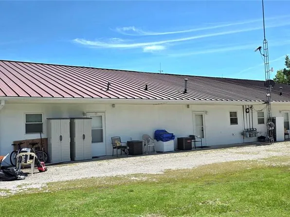 100 N State St, Ellis Grove, IL 62241
