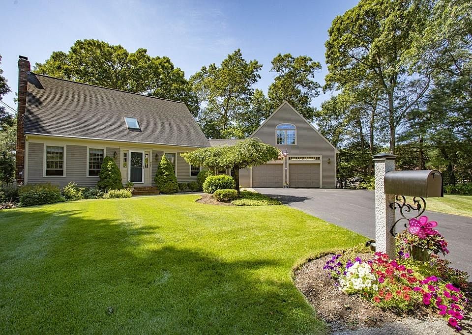 1st image of 21 Sleepy Hollow Cir