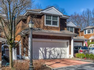 12 Riverpointe Rd, Hastings On Hudson, NY 10706