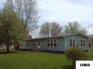 201 NW Pine St, Atlanta, IL 61723