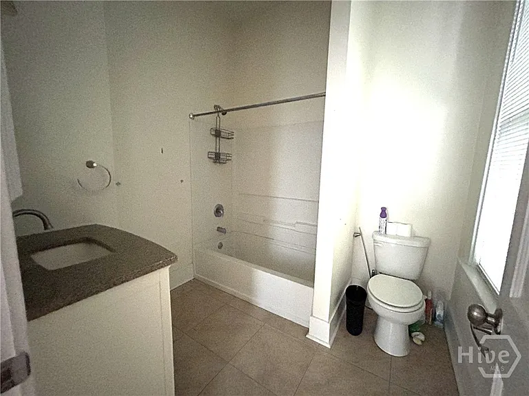818 Drayton St #1 — Photo 15