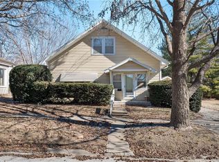 910 Savannah St, Mound City, MO 64470