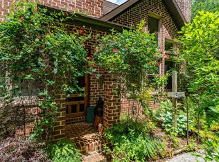 117 Toms Creek Dr, Roan Mountain, TN 37687