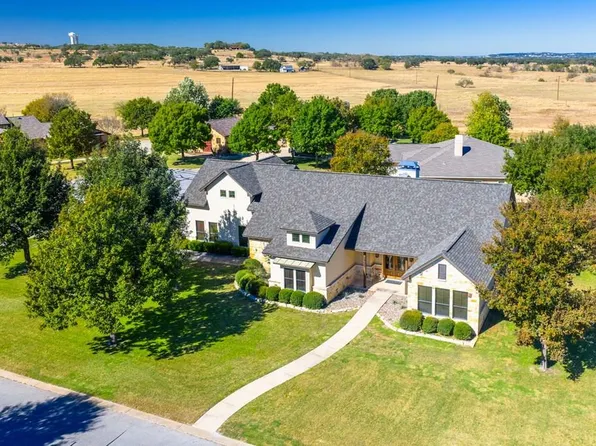 2928 Dry Hollow Dr, Kerrville, TX 78028