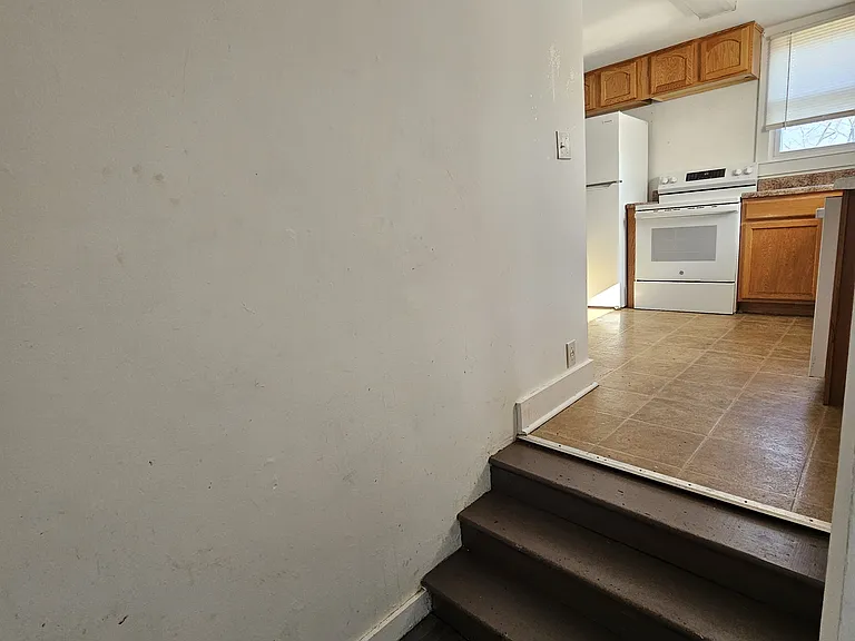 807 Gresham Rd #1 — Photo 3