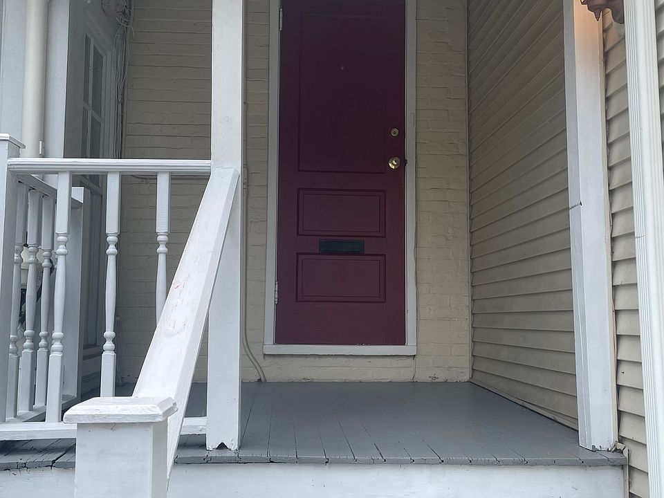 Private entrance