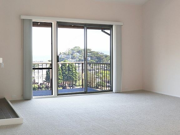 3rd image of 30 Harbor Oak Dr #34