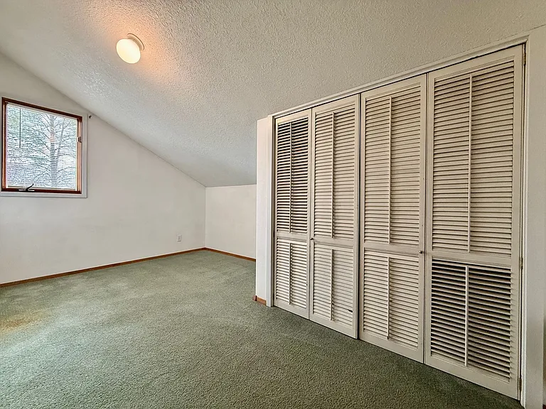 275 SW 2nd St #1 — Photo 7