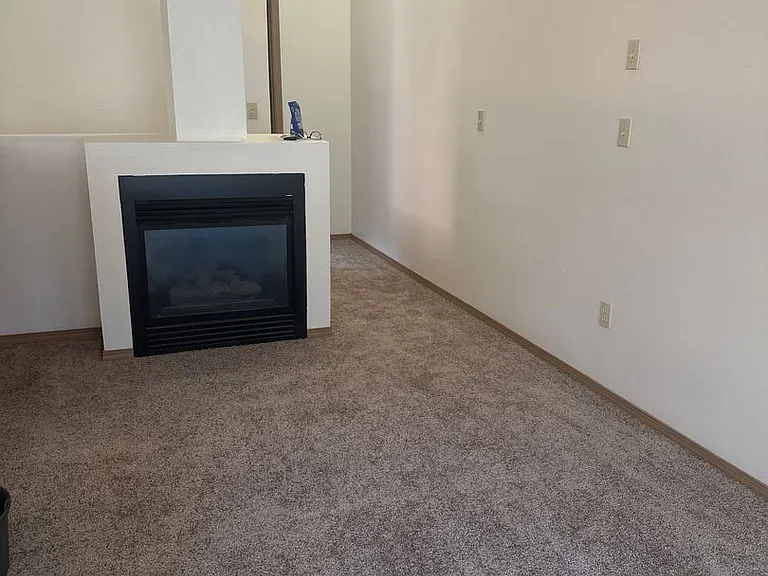 1265 NW Stannium Rd — Photo 2