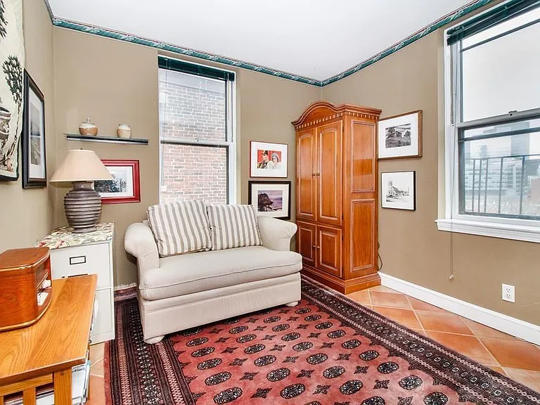 25 Revere St #5 — Photo 11