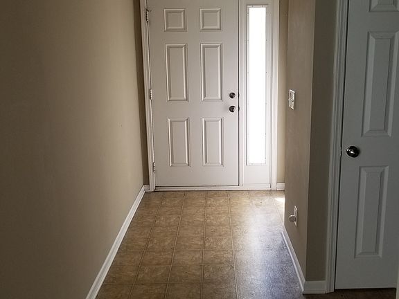 4th image of 5525 Crest Dr
