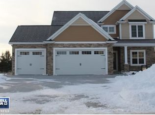 325 E Flintrock Dr, Appleton, WI 54913