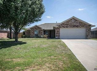 11261 Derby Dr, Flint, TX 75762