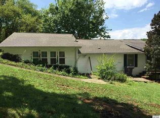 1982 Main St, White Pine, TN 37890