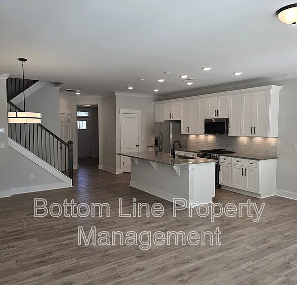 111 Viburnum Rd — Photo 12