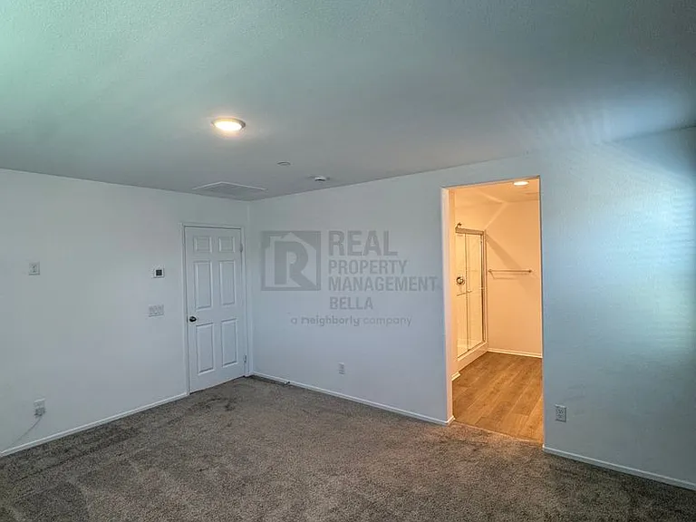 2807 Moonshimmer St — Photo 24