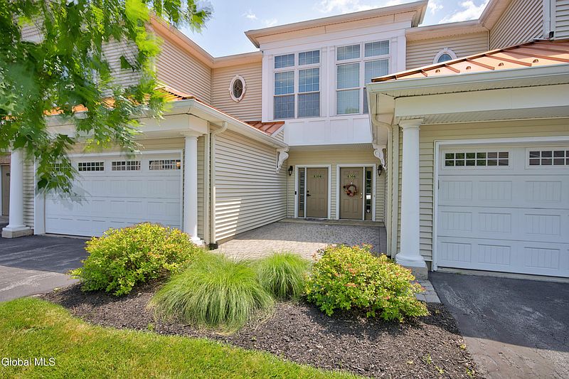2nd image of 802 Vly Pointe Drive